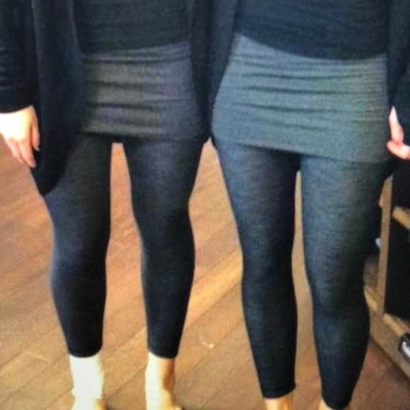 lululemon athletica Pants - Lululemon Yin To You skirted crop sz4